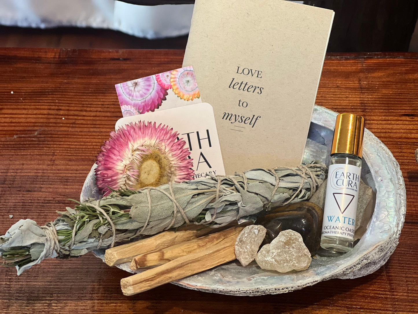 RITUAL ALTAR SHELL GIFT SET - Sage Bundle, Palo Santo, Copal, Aromatherapy, Crystal, Poem Book, Vintage Abalone Shell