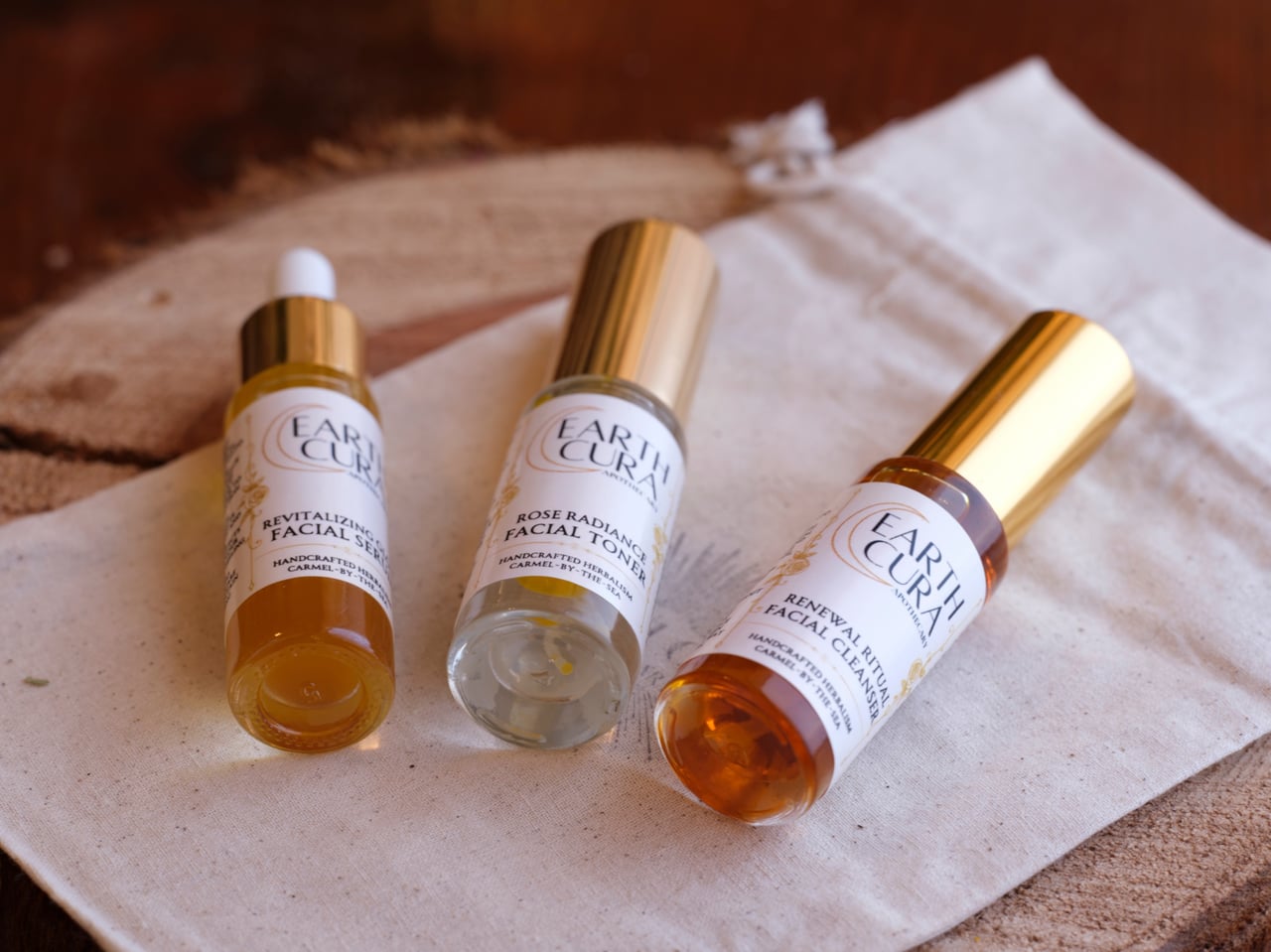 SKINCARE ESSENTIALS KIT - Daily Moisturizer Kit - Face Cleanser, Rose Toner & Facial Serum