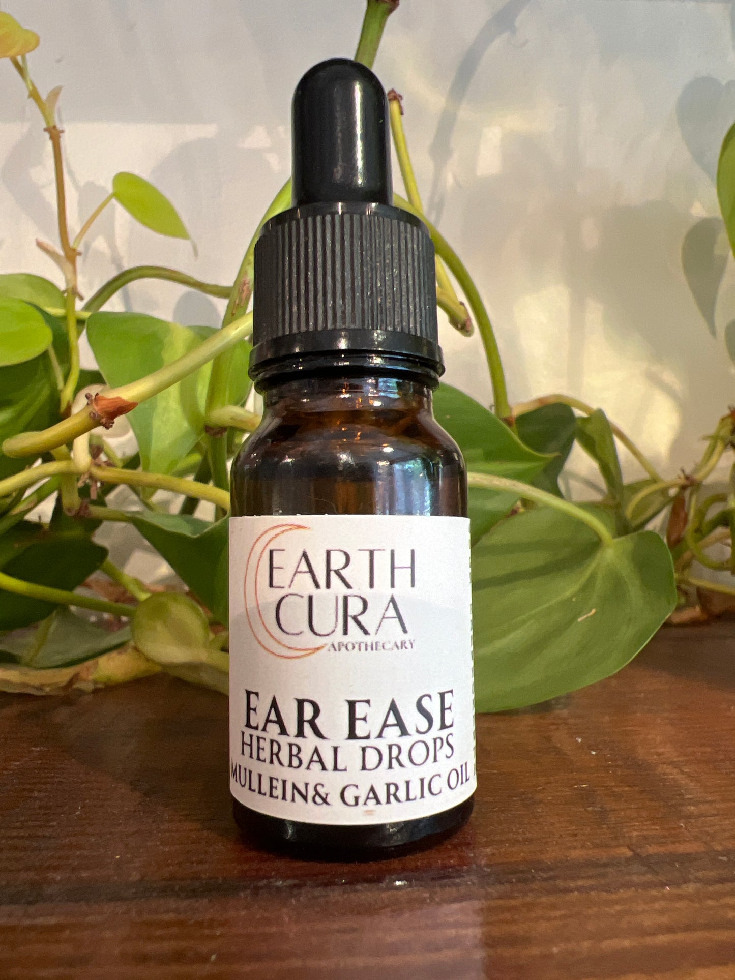 EAR EASE OIL - Herbal Drops - Mullein & Garlic infused Oil - Ear Infection Support