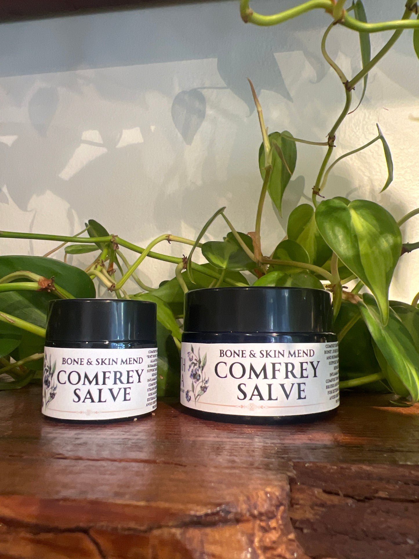 COMFREY SALVE - The Bone Knitter -  Deep mend for inflammation, reduce scar tissue, skin repair, support strains, fractures, sprains