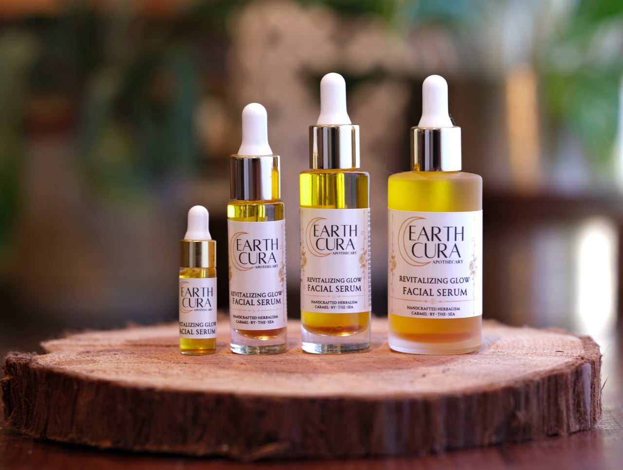 FACIAL SERUM -Revitalizing Glow - Daily Moisturizer